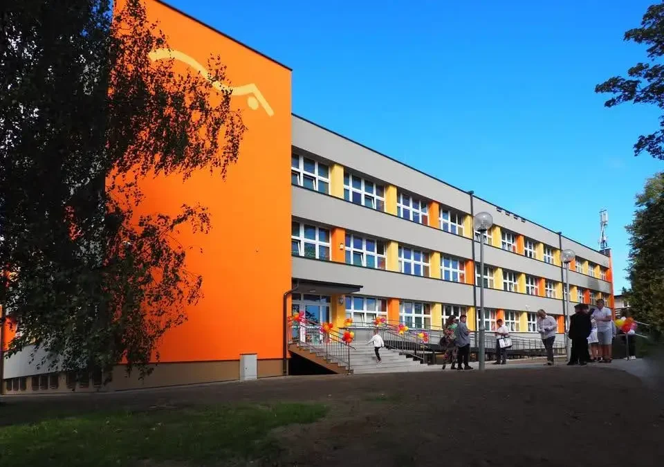 Uczniowie z Piekar Śląskich promują odblaski na wybiegu