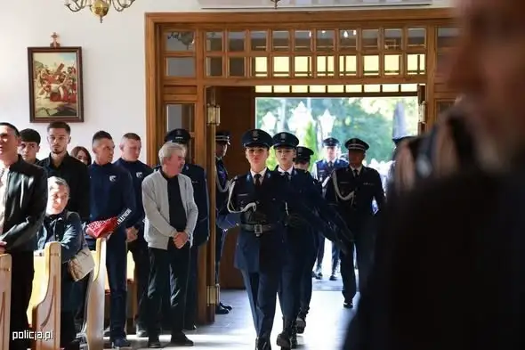 Pożegnanie podkom. Natana Sieronia – policjant odszedł w wieku 29 lat